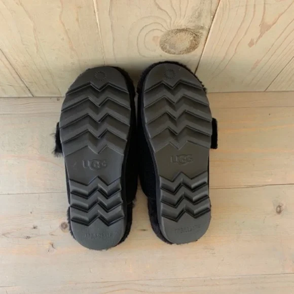 UGG OUTSLIDE BUCKLE BLACK FUR SANDALS SLIPPERS US 8 new - Picture 6 of 7